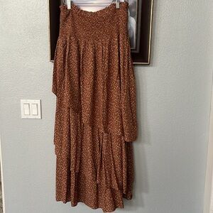 VEILED COLLECTION Maxi Full Skirt Smocked Asymmetrical Tiered Brown Ditsy Size L